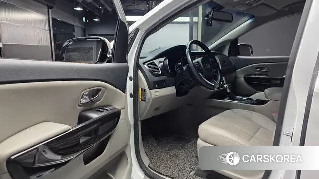 Kia The New Carnival id 3742618 из Кореи 20