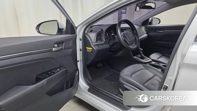 Hyundai Avante AD id 3845679 из Кореи 20