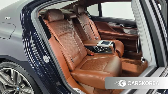 BMW 7 Series (G11) id 4476966 из Кореи 36