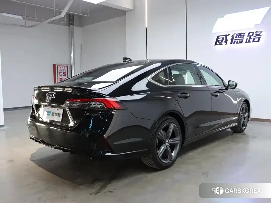 Honda Inspire id 4644540 из Китая 29