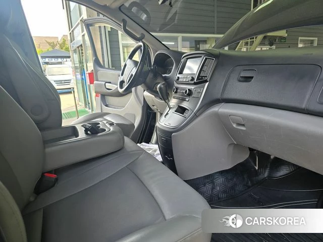 Hyundai The New Grand Starex id 4019854 из Кореи 20