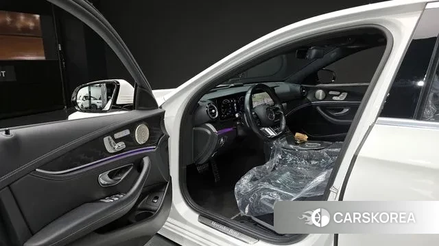 Mercedes-Benz E-Class W213 id 3711909 из Кореи 20