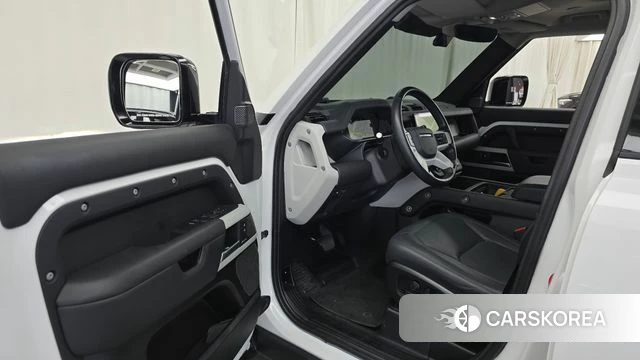Land Rover Defender (L663) id 4591131 из Кореи 32
