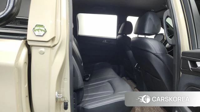 Ssangyong The New Rexton Sports Cannes id 3909424 из Кореи 20