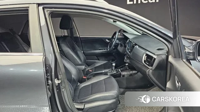 Kia Stonic id 3748744 из Кореи 20