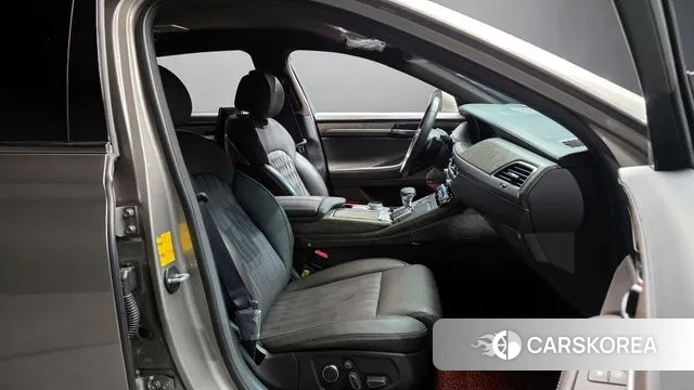 Genesis G90 id 3742145 из Кореи 20