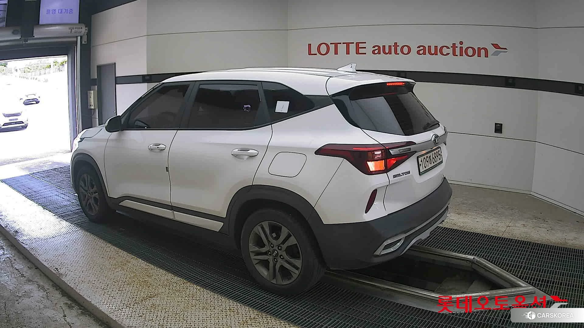 Kia Seltos id 4504350 из Кореи 36