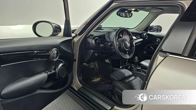 Mini Cooper S id 3904223 из Кореи 20