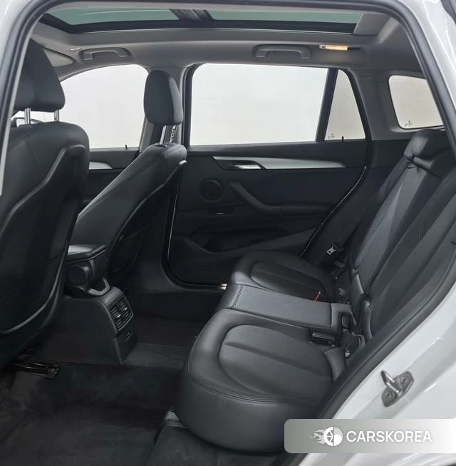 BMW X1 id 4254314 из Китая 17