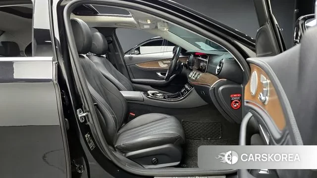 Mercedes-Benz E-Class W213 id 3728238 из Кореи 20