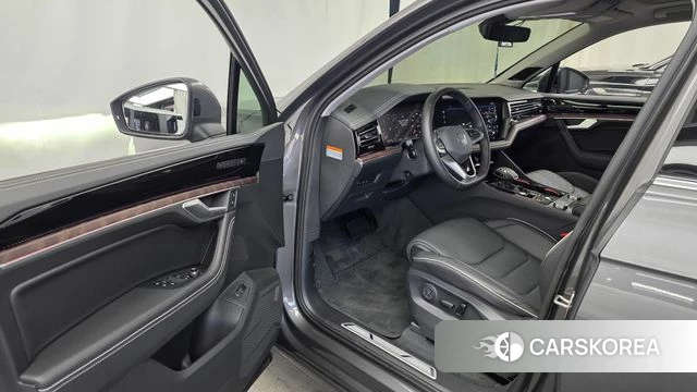 Volkswagen Touareg 3rd generation id 4200650 из Кореи 37