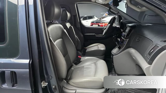 Hyundai The New Grand Starex id 3808283 из Кореи 20