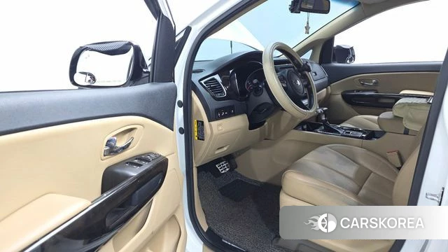 Kia The New Carnival id 4557481 из Кореи 20