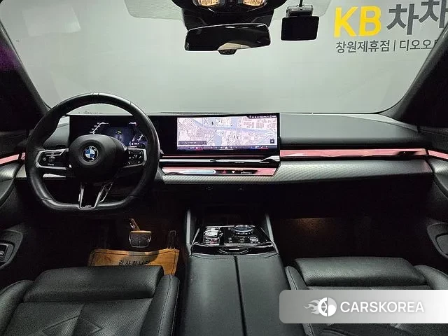 BMW 5 Series (G60) id 3338637 из Кореи 20