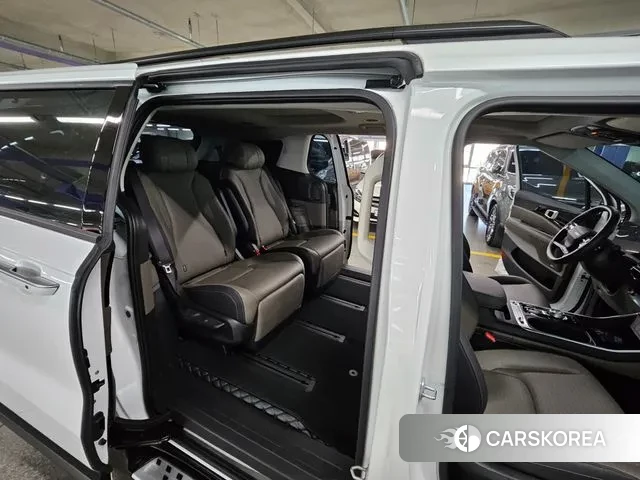 Kia The New Carnival 4th Generation id 3576000 из Кореи 17