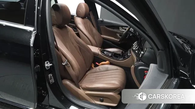 Mercedes-Benz E-Class W213 id 3681298 из Кореи 20