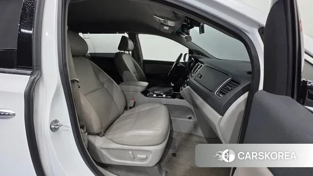 Kia The New Carnival id 3593240 из Кореи 20