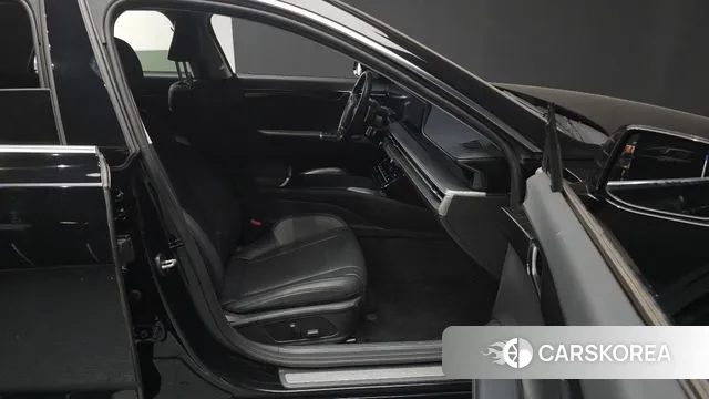 Hyundai Grandeur (GN7) id 3701421 из Кореи 20