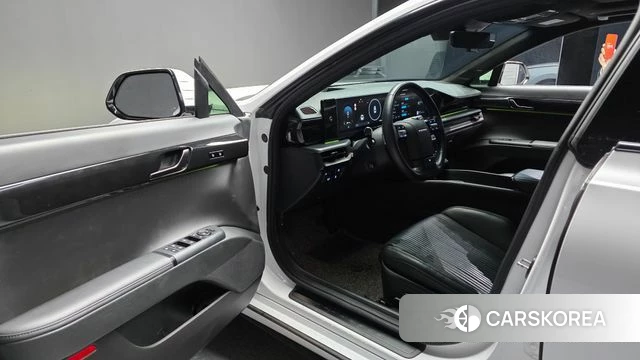 Hyundai Grandeur (GN7) id 4243842 из Кореи 36