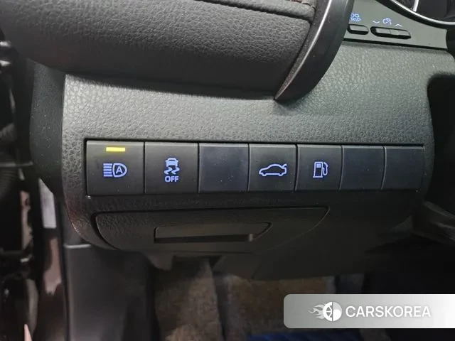 Toyota Camry (XV70) id 3631993 из Кореи 18