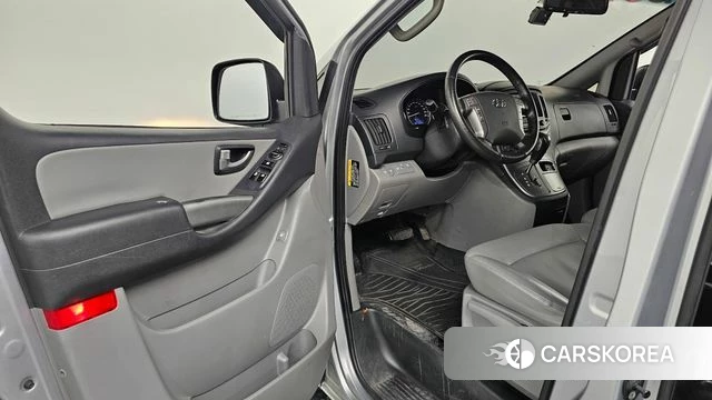 Hyundai The New Grand Starex id 4434849 из Кореи 20