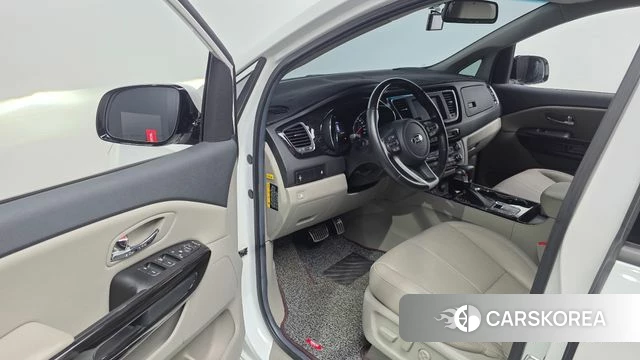 Kia The New Carnival id 4417343 из Кореи 38