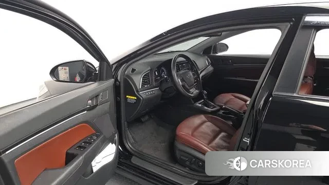 Hyundai Avante AD id 3779332 из Кореи 20