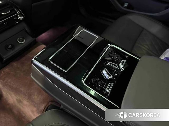 Audi A8 id 4348583 из Китая 10