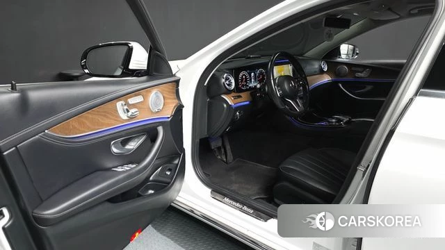 Mercedes-Benz E-Class W213 id 3955032 из Кореи 20