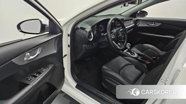 Kia The New K3 2nd generation id 4561673 из Кореи 31