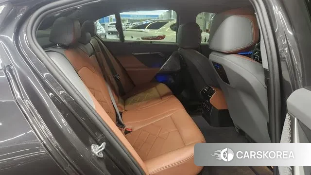 BMW 5 Series (G60) id 3512144 из Кореи 20