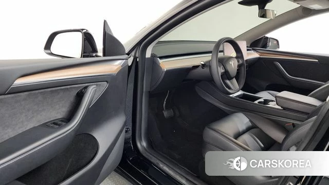 Tesla Model Y id 3940347 из Кореи 20