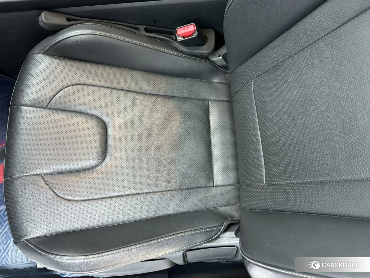 Hyundai Elantra id 4419411 из Китая 12
