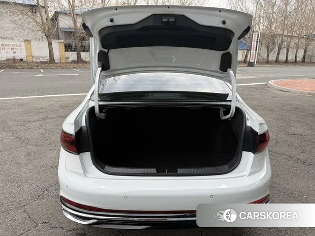 Volkswagen Sagitar id 4207965 из Китая 20