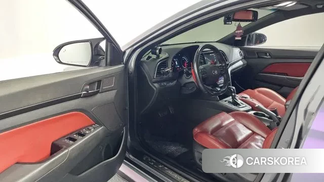 Hyundai Avante AD id 3536399 из Кореи 20