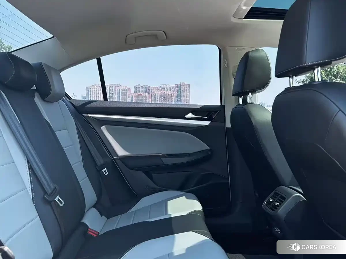 Volkswagen Bora id 4669450 из Китая 10