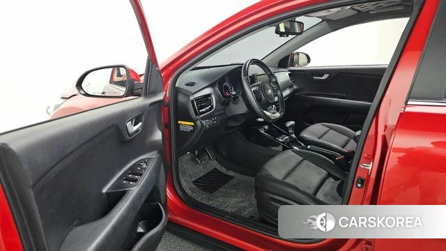 Kia Stonic id 3873498 из Кореи 20