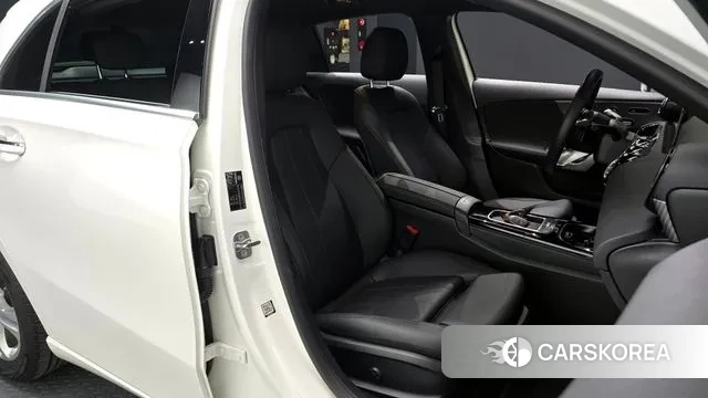 Mercedes-Benz A-Class W177 id 3299841 из Кореи 20