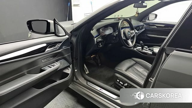 BMW 6 Series GT (G32) id 3799668 из Кореи 20