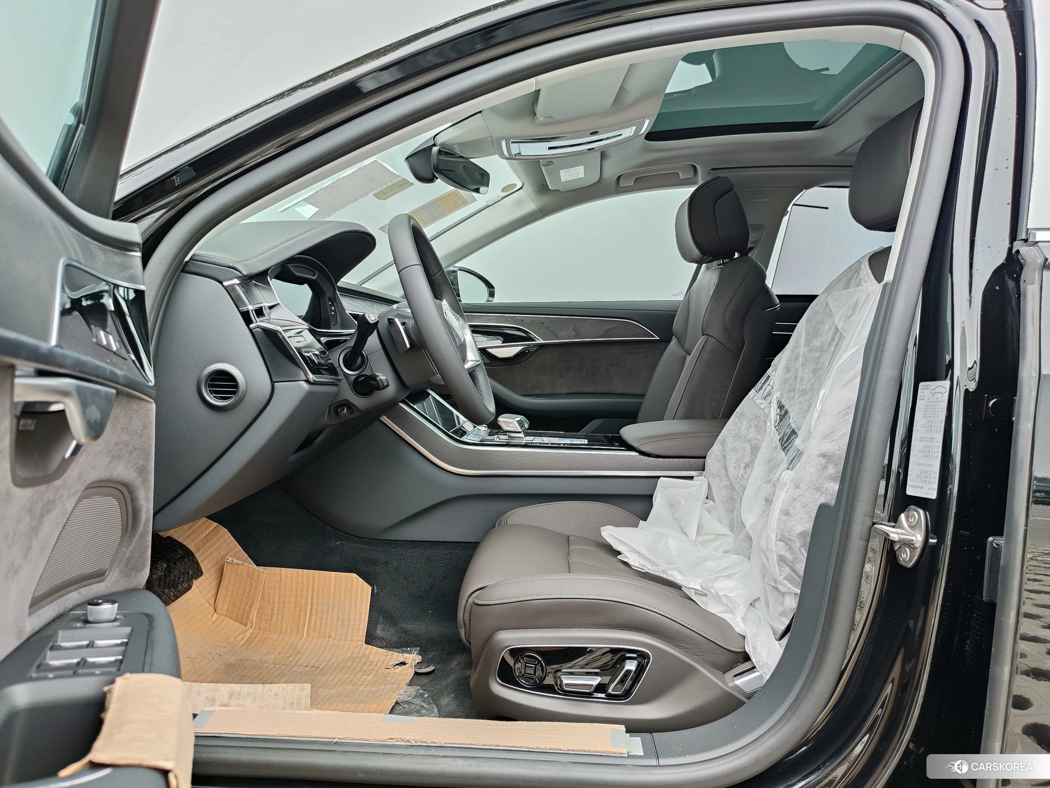 Audi A8 id 4426743 из Китая 19