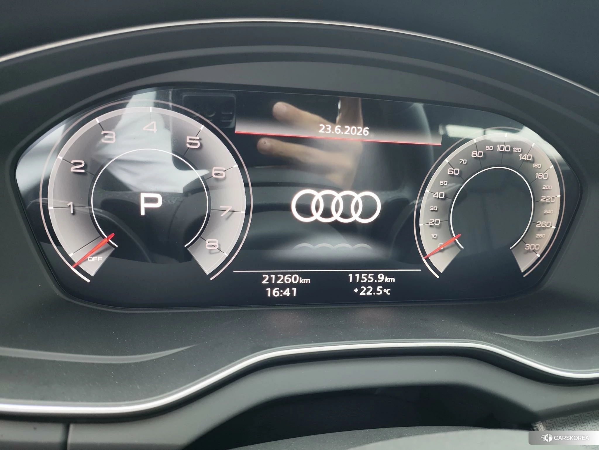 Audi Q5L id 4492708 из Китая 13