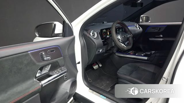 Mercedes-Benz EQA H243 id 4612695 из Кореи 31