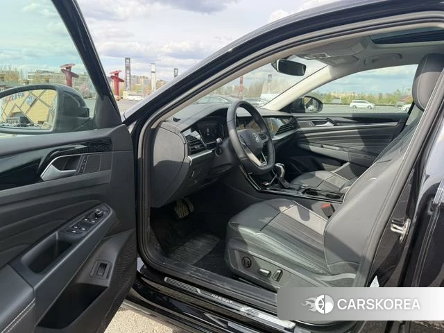 Volkswagen Passat id 4328782 из Китая 20