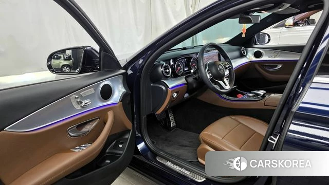 Mercedes-Benz E-Class W213 id 4324919 из Кореи 32