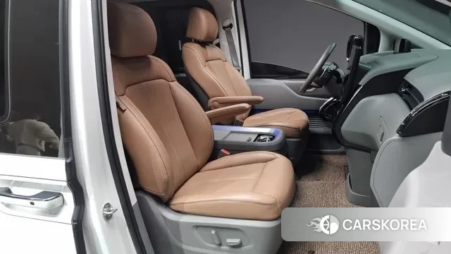 Hyundai Staria id 3262745 из Кореи 20