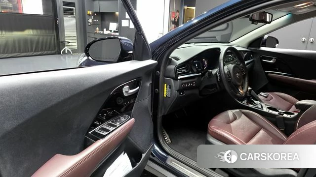 Kia The New Niro id 4410133 из Кореи 32