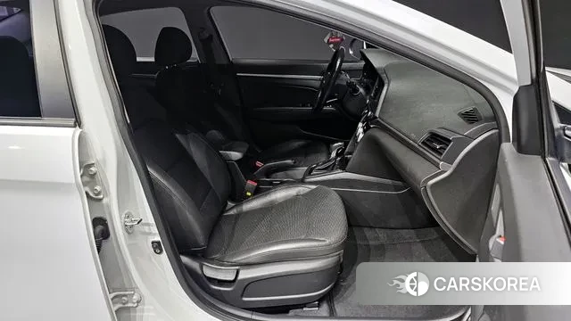 Hyundai The New Avante AD id 3380576 из Кореи 20