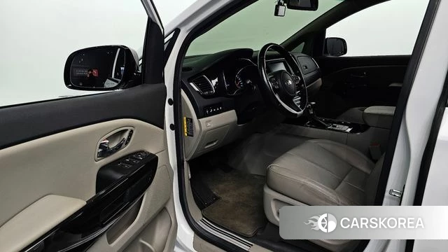 Kia The New Carnival id 4557876 из Кореи 35
