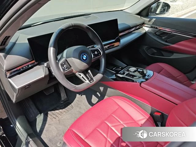 BMW i5 id 3939502 из Китая 13
