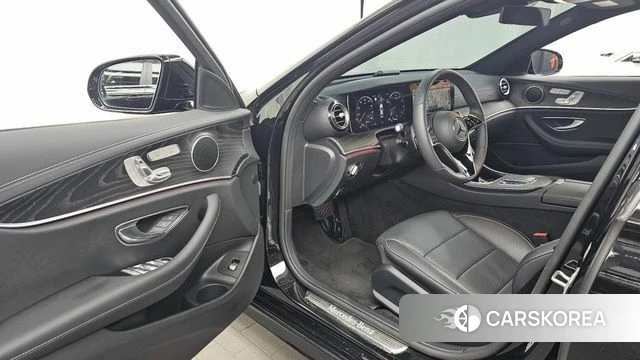 Mercedes-Benz E-Class W213 id 4635819 из Кореи 36